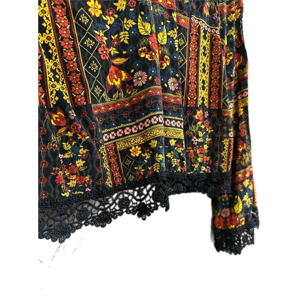 H&M‎ Coachella Festival Floral Print Bell Sleeve Lace Trim Crop Top Blouse